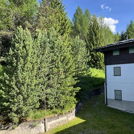 Cuor Di Bosco 아파트 리비뇨