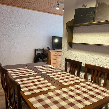 Cuor Di Bosco Apartment *